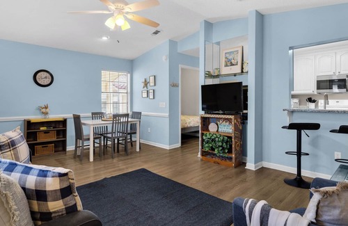 West Panama City Beach Condo | Horizon Hideaway: Beach Access, 4 Pools, Tennis & Mini-golf Fun!