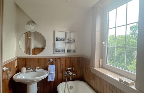 West Hants Other | Horse Farm - Spacious and Serene