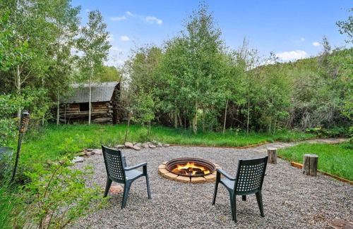 Del Norte House | Horseshoe Mountain Hideaway