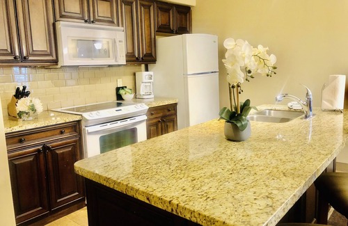 Oro-Medonte Resort | 🐎Horseshoe Valley townhouse condo close to lakes 🌊