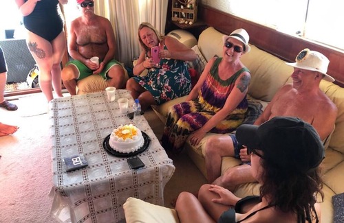 Panama Beach Boat Rental | Hospedaje en Yate privado golfo de papagayo