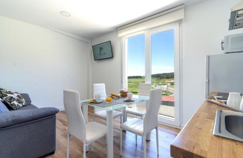 Frije Apartment | Hospedium Apartamentos Galitrips A Casa Da Reina