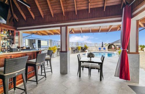 St.Bran's Burg Hotel | Hospitality Expert BTS 3 - Pool Beach & Bar