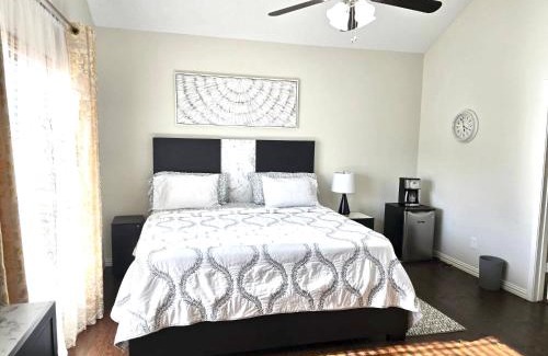 Rowlett House | Host Lux