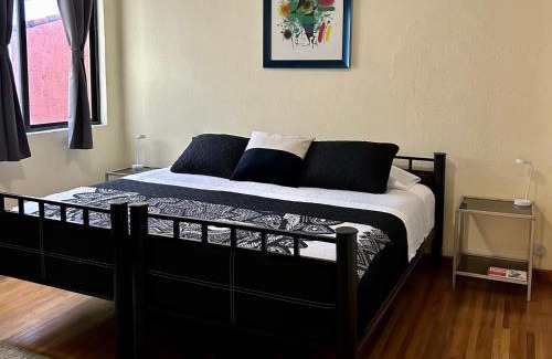 Hipodromo House | Hostal 109 Roma - Condesa