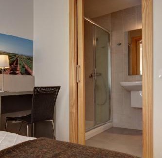 Mora d'Ebre House | Hostal Agrobotiga 7 de Ribera