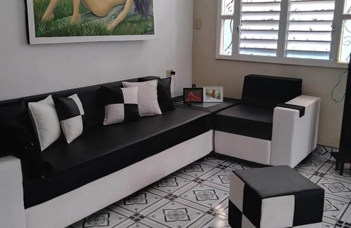 Moron House | Hostal Belkis