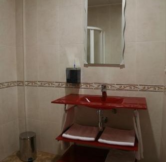 La Roda Hotel | HOSTAL EL POLIGONO