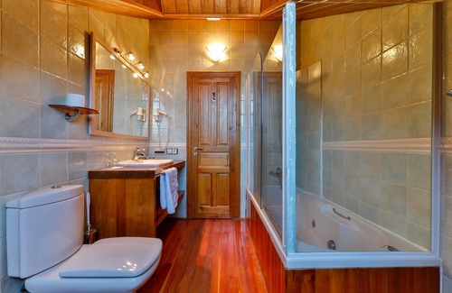 Valsain House | Hostal la Chata by Vivere Stays