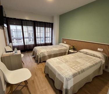 Ferrol House | Hostal La Frontera