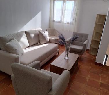 Herreruela de Oropesa House | Hostal LA SIERRA