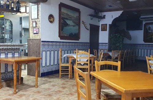 La Roda House | Hostal Los Amigos