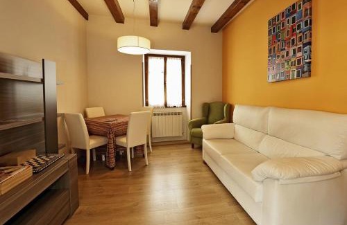 Ochagavia House | Hostal Orialde