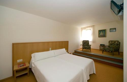 Palouet Hotel | Hostal Palouet de Segarra