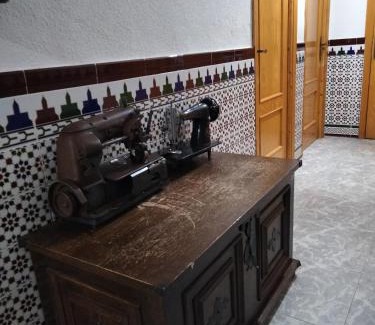 Alcaudete de la Jara House | Hostal Restaurante El Labrador