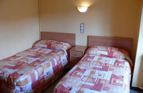 Mequinenza House | Hostal Rodes