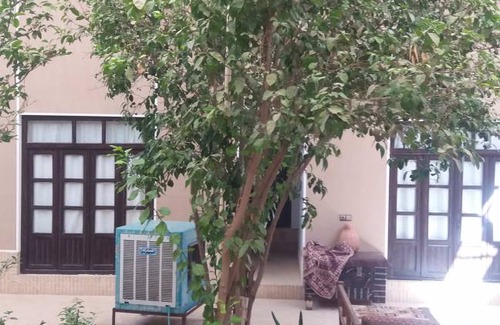 Ashkez̄ar Hostel | Hostel ∙ 19 guests