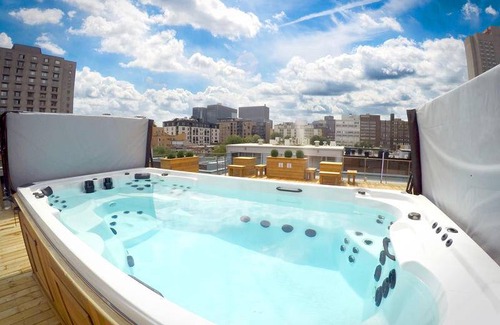 Gay Village Hostel | Hostel ∙ 8 guests