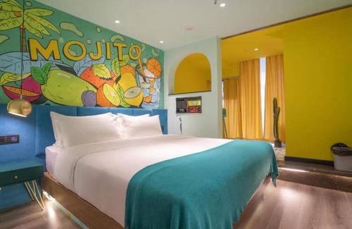 Yuzhong Hostel | Hostel ∙ 8 guests