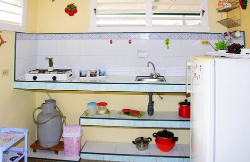 Boca de Camarioca Hostel | Hostel Lourdes y Leo