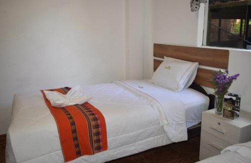 Aguas Calientes House | Hostel VALLE DORADO MACHUPICCHU