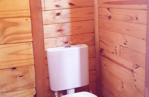 Villa Los Coihues Bed & Breakfast | Hostel y Camping Los Coihues