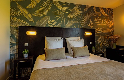 Semur-en-Auxois Hotel | Hostellerie d'Aussois