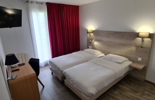 Beauvais Hotel | Hostellerie Saint Vincent Beauvais Aéroport