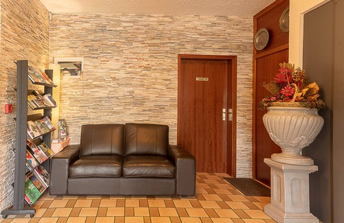 Mersch Hotel | Hostellerie Val Fleuri