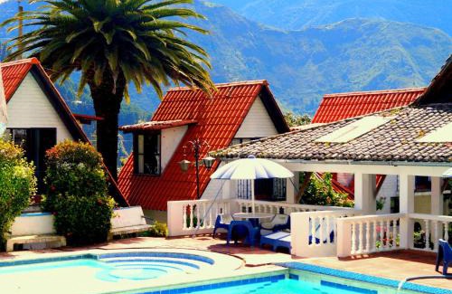 Banos de Agua Santa Hotel | Hosteria Casa Giralda