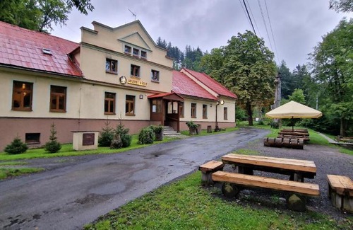 Ostravice Hotel | Hostinec u Řeky