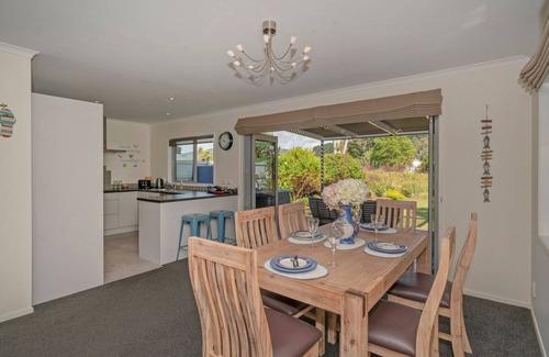 Whitianga House | Hosts on the Coast Beach on Buffalo
