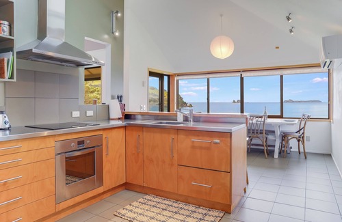 Wharekaho House | Hosts on the Coast Pikitia at Wharekaho