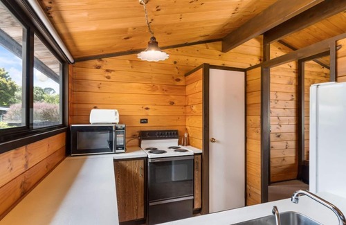Pauanui House | Hosts on the Coast Park & Play