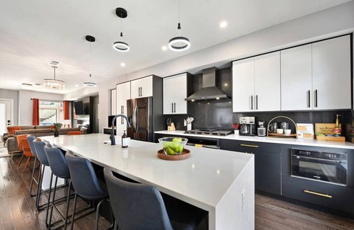 Lawrenceville House | ★ HostWise Stays ★ Sleeps 20! Huge Duplex - Luxe Homes! 8k+ Sq Ft!