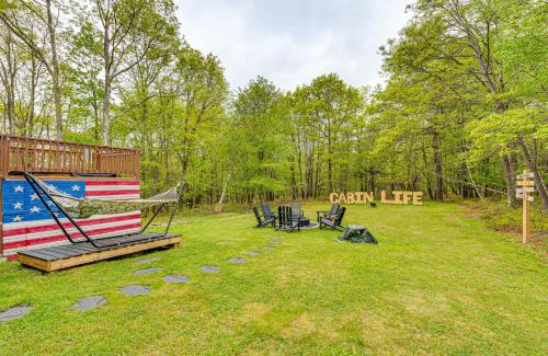 Mount Pocahontas House | Hot Tub and Fire Pit Albrightsville Log Cabin!