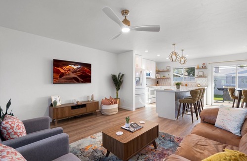 Meyer Park House | Hot Tub *Game Room - Firepit - Private Yard - ASU - Sky Harbor*