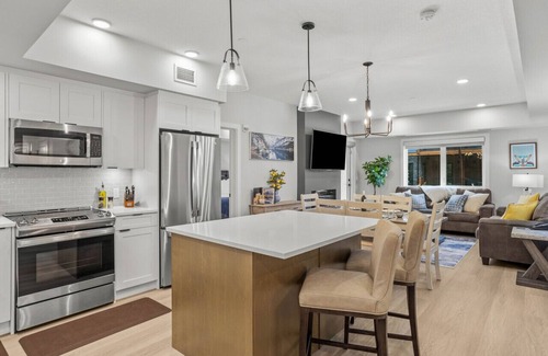 Copperstone Resort Apartment | Hot Tub & Heated Pool | 2 King Beds | New Resort