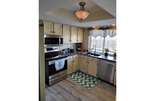 Arvada House | Hot Tub & HEATED Pool Relaxing Home In Arvada, close to Boulder/Denver/Springs