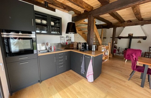 Feneyrols House | Hot tub, high-speed wifi, swimming river, luxury and charm