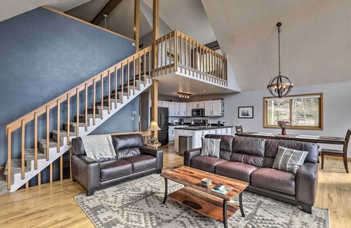 Conifer Mountain and Meadows House | Hot Tub & Mountain Views: Conifer Cabin!