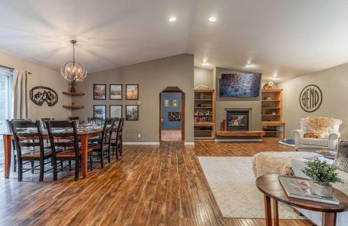 Mountain View District House | Hot Tub - Pool Table - Deck with Pilot Butte Views