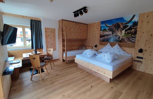 Ladis Hotel | Hotel ∙ 2 guests