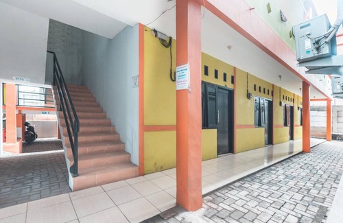 Rawalumbu Hotel | Hotel ∙ 2 guests