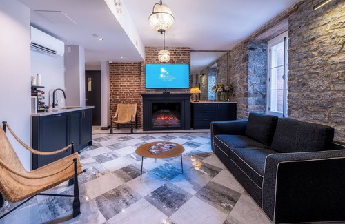 Vieux-Quebec-Cap-Blanc-colline Parlementaire Hotel | Hotel Acadia
