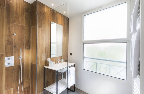 Silly-Gallieni Hotel | Hotel Acanthe