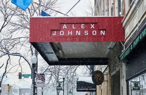 Rapid City Hotel | Hotel Alex Johnson Rapid City, Curio Collection by Hilton