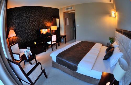 Lubliniec Hotel | Hotel Alhar