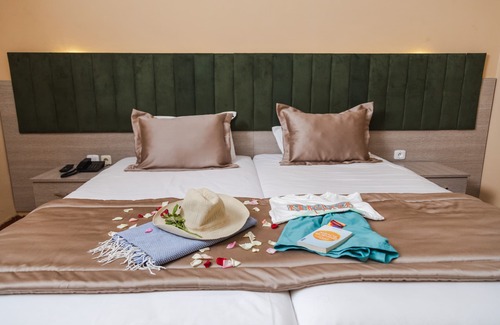 Nefza Hotel | Hotel Alrawabi