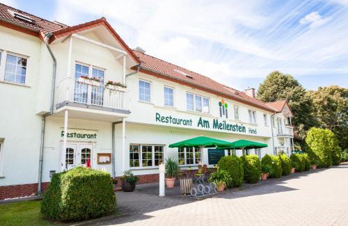 Dunkelforth Hotel | Hotel Am Meilenstein
